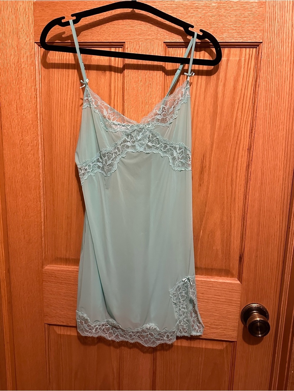 Victoria secret mesh v neck nighty lace detail size medium